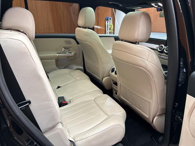 ＧＬＢ ＧＬＢ２００ｄ　４マチック　パノラマＳＲ　レザーエクスクルーシブＰＫＧ　アドバンスドＰＫＧ　１オーナー　ナビ　３６０°カメラ　シートヒーター　パワーシート　ＡＣＣ　ＢＳＭ　ＨＵＤ　ＬＥＤヘッドライト　アンビエントライト（8枚目）