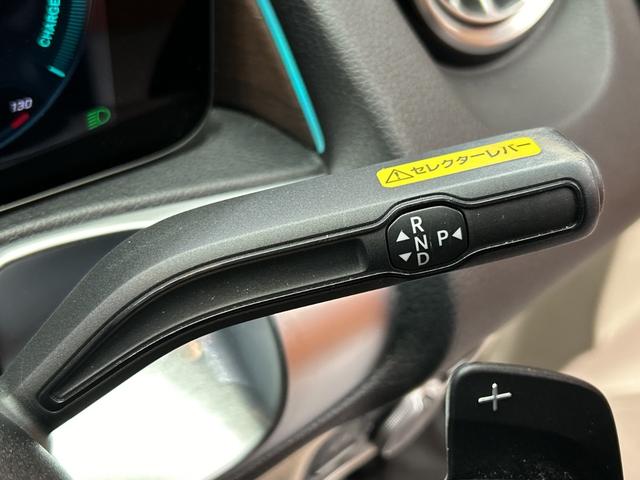 ＧＬＢ ＧＬＢ２００ｄ　４マチック　パノラマＳＲ　レザーエクスクルーシブＰＫＧ　アドバンスドＰＫＧ　１オーナー　ナビ　３６０°カメラ　シートヒーター　パワーシート　ＡＣＣ　ＢＳＭ　ＨＵＤ　ＬＥＤヘッドライト　アンビエントライト（25枚目）