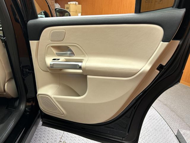 ＧＬＢ ＧＬＢ２００ｄ　４マチック　パノラマＳＲ　レザーエクスクルーシブＰＫＧ　アドバンスドＰＫＧ　１オーナー　ナビ　３６０°カメラ　シートヒーター　パワーシート　ＡＣＣ　ＢＳＭ　ＨＵＤ　ＬＥＤヘッドライト　アンビエントライト（49枚目）