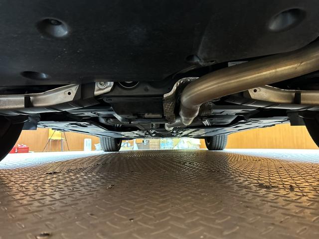 ＧＬＢ ＧＬＢ２００ｄ　４マチック　パノラマＳＲ　レザーエクスクルーシブＰＫＧ　アドバンスドＰＫＧ　１オーナー　ナビ　３６０°カメラ　シートヒーター　パワーシート　ＡＣＣ　ＢＳＭ　ＨＵＤ　ＬＥＤヘッドライト　アンビエントライト（72枚目）