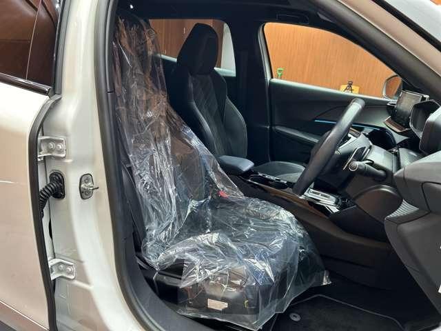 ���̒m�����������R�[�f�B�l�[�^�[���A���q�l�ɂ҂�����̂��Ԃ�����Ă������Ă��������܂��B���C�y�ɂ�������肭�������܂��B