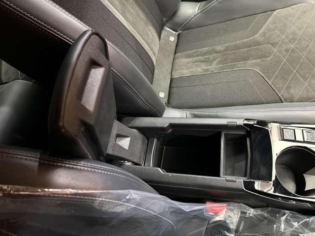 �����X��������q�l�������S�������B���Ђł̍���ɉ����A��O�ҋ@�ւɈϑ����A�ԗ��̊Ӓ���s���Ă���܂��B