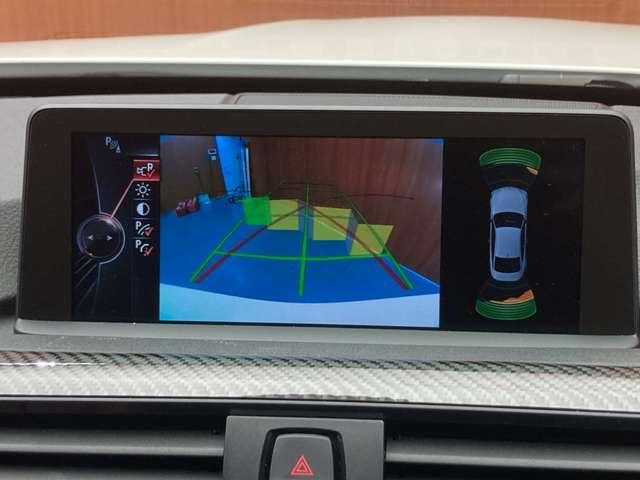 Ｍ４ Ｍ４クーペ　ＯＰ鍛造１９インチＡＷ　カーボンダイバー製ルーフ　純正ナビ　バックカメラ　赤革　シートヒーター　メモリーパワーシート　ＰＤＣ　クルーズコントロール　　パドルシフト　ＥＴＣ　ＬＥＤヘッドライト（8枚目）