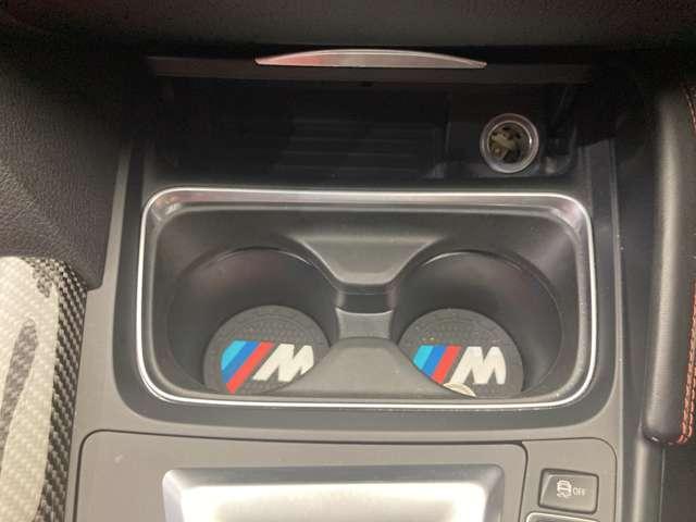 Ｍ４ Ｍ４クーペ　ＯＰ鍛造１９インチＡＷ　カーボンダイバー製ルーフ　純正ナビ　バックカメラ　赤革　シートヒーター　メモリーパワーシート　ＰＤＣ　クルーズコントロール　　パドルシフト　ＥＴＣ　ＬＥＤヘッドライト（12枚目）