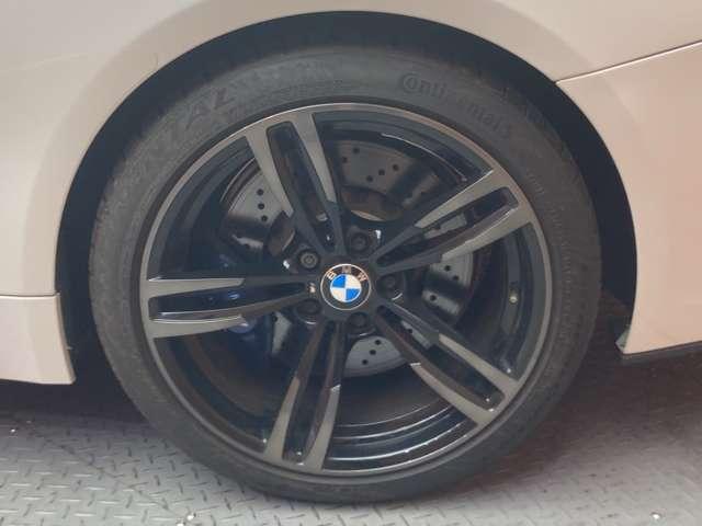 Ｍ４ Ｍ４クーペ　ＯＰ鍛造１９インチＡＷ　カーボンダイバー製ルーフ　純正ナビ　バックカメラ　赤革　シートヒーター　メモリーパワーシート　ＰＤＣ　クルーズコントロール　　パドルシフト　ＥＴＣ　ＬＥＤヘッドライト（48枚目）