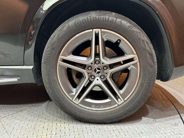 �����X��������q�l�ł������S�������A�X���݌ɂł�����e���r�d�b�Ȃǂ��g�����Ԃ̏ڍׂ������������Ē��������\�ł������܂��B���X�X�^�b�t���^�S���߂Ă��Ή������Ē����܂��B