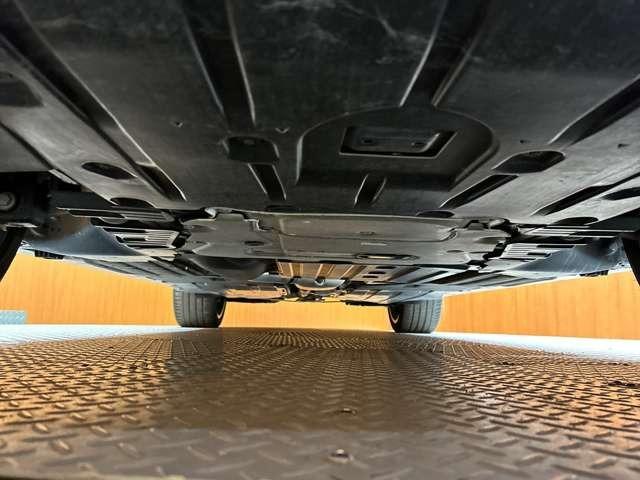 �����X��������q�l�ł������S�������A�X���݌ɂł�����e���r�d�b�Ȃǂ��g�����Ԃ̏ڍׂ������������Ē��������\�ł������܂��B���X�X�^�b�t���^�S���߂Ă��Ή������Ē����܂��B