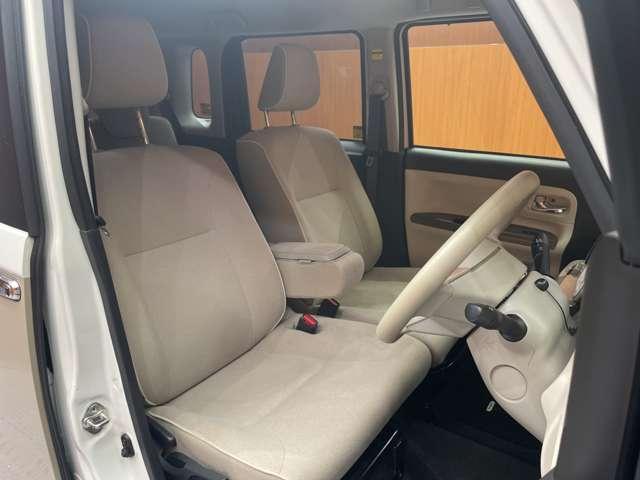 ムーヴキャンバス Ｇメイクアップ　ＳＡＩＩＩ　ナビ　ＴＶ　全方位カメラ　Ｂｌｕｅｔｏｏｔｈ接続　両側パワースライドドア　ＬＥＤヘッドライト　オートライト　プッシュスタート　オートハイビーム　スマートアシスト３　衝突軽減ブレーキ　車線逸脱警報ＥＴＣ（5枚目）