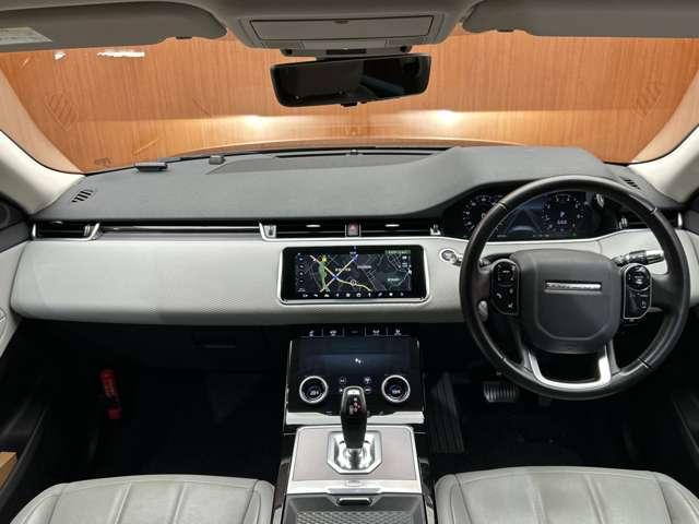 レンジローバーイヴォーク Ｓ　ＡＣＣ　純正ナビ　バックカメラ　白革シート　パワーシート　シートヒーター　デジタルメーター　衝突被害軽減ブレーキ　レーンアシスト　電動リアゲート　オートライト　ＥＴＣ　コーナーセンサー（4枚目）