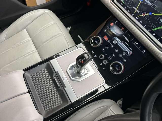 レンジローバーイヴォーク Ｓ　ＡＣＣ　純正ナビ　バックカメラ　白革シート　パワーシート　シートヒーター　デジタルメーター　衝突被害軽減ブレーキ　レーンアシスト　電動リアゲート　オートライト　ＥＴＣ　コーナーセンサー（13枚目）