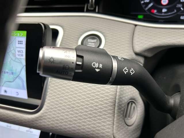 レンジローバーイヴォーク Ｓ　ＡＣＣ　純正ナビ　バックカメラ　白革シート　パワーシート　シートヒーター　デジタルメーター　衝突被害軽減ブレーキ　レーンアシスト　電動リアゲート　オートライト　ＥＴＣ　コーナーセンサー（23枚目）