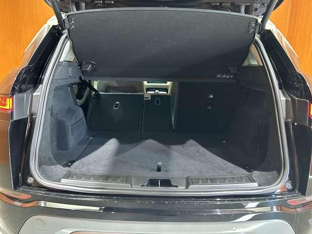 レンジローバーイヴォーク Ｓ　ＡＣＣ　純正ナビ　バックカメラ　白革シート　パワーシート　シートヒーター　デジタルメーター　衝突被害軽減ブレーキ　レーンアシスト　電動リアゲート　オートライト　ＥＴＣ　コーナーセンサー（42枚目）