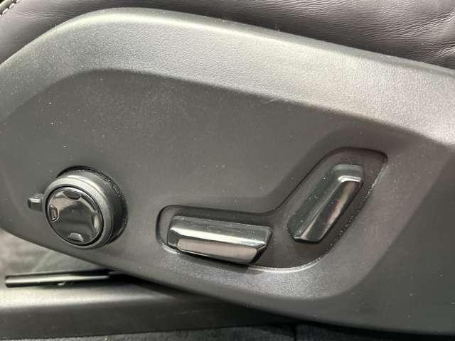 ＸＣ６０ Ｄ４　ＡＷＤ　Ｒデザイン　ＡＣＣ　半革シート　純正ナビ　地デジＴＶ　　３６０°カメラ　Ｂｌｕｅｔｏｏｔｈ接続　電動シート　シートヒーター　自動駐車　パドルシフト　電動リアゲート　ＬＥＤヘッドライト　衝突軽減Ｂ　ＢＳＭ　ＬＫＡ（35枚目）