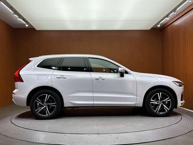 ＸＣ６０ Ｄ４　ＡＷＤ　Ｒデザイン　ＡＣＣ　半革シート　純正ナビ　地デジＴＶ　　３６０°カメラ　Ｂｌｕｅｔｏｏｔｈ接続　電動シート　シートヒーター　自動駐車　パドルシフト　電動リアゲート　ＬＥＤヘッドライト　衝突軽減Ｂ　ＢＳＭ　ＬＫＡ（51枚目）