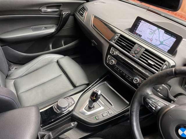 1シリーズ 118d Mスポーツ エディションシャドー アップグレードPKG ACC 黒革シート HDDナビ Bカメラ Bluetooth接続 電動シート シートヒーター LEDヘッドライト ドラレコ コンフォートアクセス PDC 衝突軽減ブレーキ(12枚目)