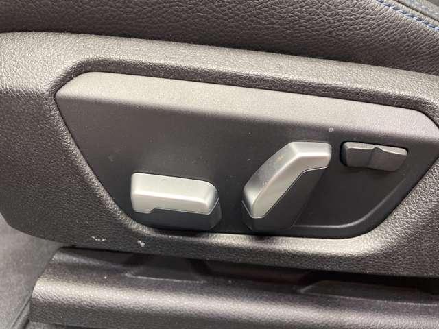 1シリーズ 118d Mスポーツ エディションシャドー アップグレードPKG ACC 黒革シート HDDナビ Bカメラ Bluetooth接続 電動シート シートヒーター LEDヘッドライト ドラレコ コンフォートアクセス PDC 衝突軽減ブレーキ(32枚目)