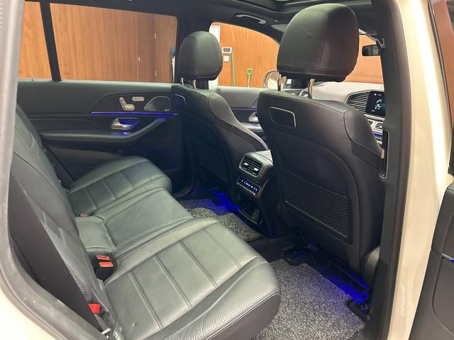 ＧＬＳ ＧＬＳ４００ｄ　４マチック　ＡＭＧライン　パノラマＳＲ　ナビ　３６０°カメラ　ＡＣＣ　ＨＵＤ　リラクゼーション機能　レザーシート　シートヒーター　ベンチレーター　パワーシート　ＬＥＤヘッドライト　ハイビームアシスト　電動リアゲート（6枚目）