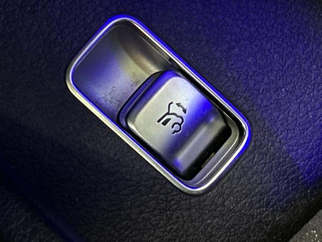 ＧＬＳ ＧＬＳ４００ｄ　４マチック　ＡＭＧライン　パノラマＳＲ　ナビ　３６０°カメラ　ＡＣＣ　ＨＵＤ　リラクゼーション機能　レザーシート　シートヒーター　ベンチレーター　パワーシート　ＬＥＤヘッドライト　ハイビームアシスト　電動リアゲート（29枚目）