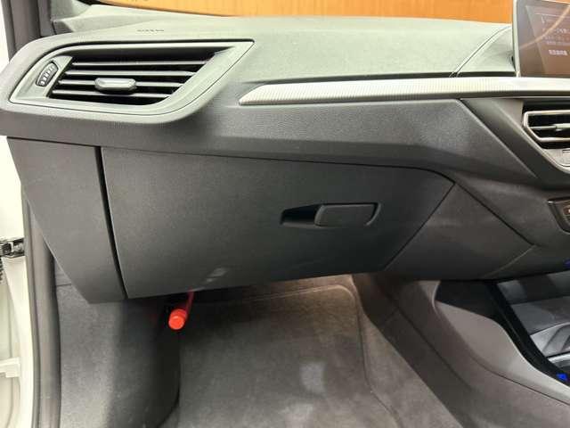 １シリーズ １１８ｉ　Ｍスポーツ　ＡＣＣ　純正ナビ　バックカメラ　電動リアゲート　ハーフレザーシート　パワーシート　前後ＰＤＣ　ワイヤレスチャージング　ＬＥＤヘッドライト　オートライト　ＥＴＣ　インテリジェントセーフティ（32枚目）