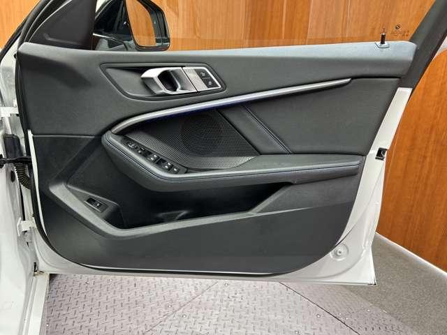 １シリーズ １１８ｉ　Ｍスポーツ　ＡＣＣ　純正ナビ　バックカメラ　電動リアゲート　ハーフレザーシート　パワーシート　前後ＰＤＣ　ワイヤレスチャージング　ＬＥＤヘッドライト　オートライト　ＥＴＣ　インテリジェントセーフティ（39枚目）