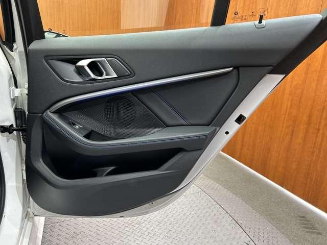 １シリーズ １１８ｉ　Ｍスポーツ　ＡＣＣ　純正ナビ　バックカメラ　電動リアゲート　ハーフレザーシート　パワーシート　前後ＰＤＣ　ワイヤレスチャージング　ＬＥＤヘッドライト　オートライト　ＥＴＣ　インテリジェントセーフティ（41枚目）