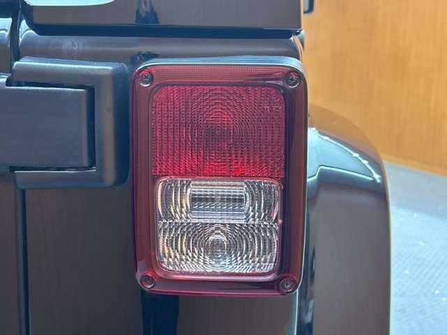 �a�l�v�A�����Z�f�X�A�A�E�f�B�Ƃ������h�C�c�̃v���~�A���u�����h���͂��߂Ƃ����A�e��A���ԃu�����h�𓯎��ɔ�r���邱�Ƃ��ł��܂��B