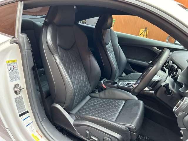 ���̒m�����������R�[�f�B�l�[�^�[���A���q�l�ɂ҂�����̂��Ԃ�����Ă������Ă��������܂��B���C�y�ɂ�������肭�������܂��B