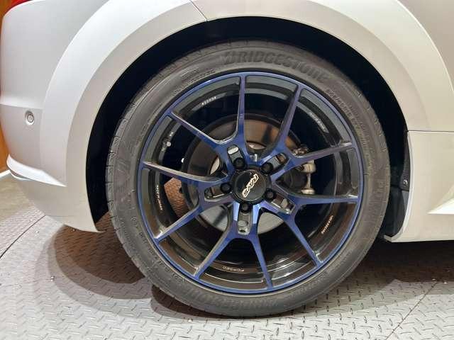 �v���~�A���A���Ԃ����T���ɂȂ��Ă�����ցA�M���̑�؂ȂP������͂����܂��B��������̃u�����h���r�ׁA�������݉������B