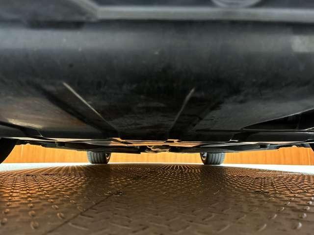 �a�l�v�A�����Z�f�X�A�A�E�f�B�Ƃ������h�C�c�̃v���~�A���u�����h���͂��߂Ƃ����A�e��A���ԃu�����h�𓯎��ɔ�r���邱�Ƃ��ł��܂��B