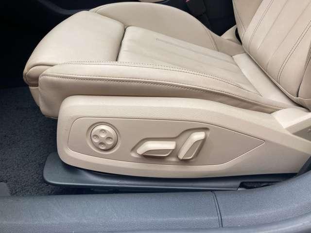 �}�b�g�u���b�N�Ƀz���C�g�̂k�h�a�d�q�`�k�`�̃��S�̌����ƊŔ��ڈ�ł��B