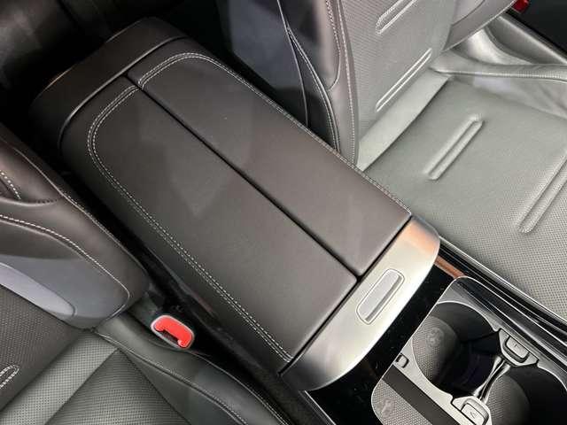 ＣＬＥ ＣＬＥ５３　４マチック＋　クーペ　レザーエクスクルーシブＰＫＧ　ＡＭＧダイナミックＰＫＧ　パノラミックスライディングルーフ　レーダーセーフティＰＫＧ　ＨＵＤ　ベンチレーション　シートヒーター　ナッパレザーシート　Ｂｕｒｍｅｓｔｅｒ（17枚目）