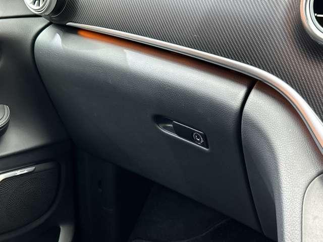 �����X��������q�l�������S�������B