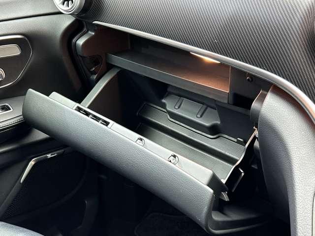 �����X��������q�l�������S�������B