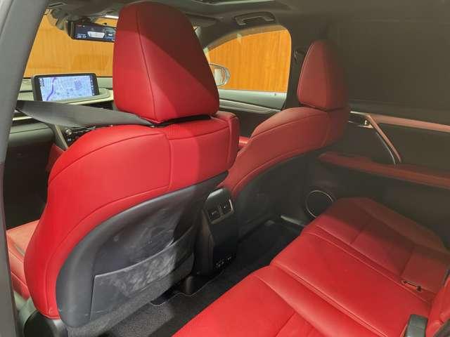ＲＸ ＲＸ３００　Ｆスポーツ　サンルーフ　赤革シート　パワーシート　シートヒーター　ベンチレーション　レーダークルーズコントロール　ＨＵＤ　ステアリングヒーター　電動リアゲート　衝突被害軽減ブレーキ　レーンアシスト　ドラレコ（43枚目）