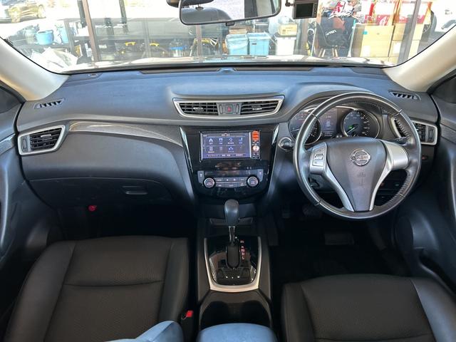 エクストレイル ２０Ｘ　エマージェンシーブレーキパッケージ　当店買取車両　７人乗り　４ＷＤ　純正ナビＭＭ１１５Ｄ－Ｗ　フルセグＴＶ　Ｂｌｕｅｔｏｏｔｈ接続　シートヒーター　純正フロアマット　純正ＡＷ　エマージェンシーブレーキ　ＬＤＷ　　ＥＴＣ　ドラレコ（4枚目）