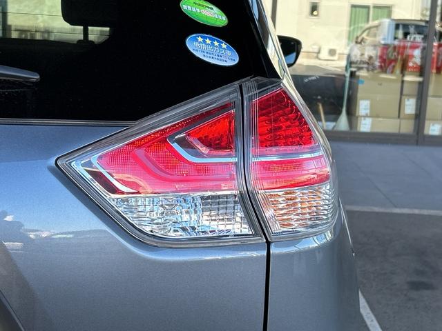 エクストレイル ２０Ｘ　エマージェンシーブレーキパッケージ　当店買取車両　７人乗り　４ＷＤ　純正ナビＭＭ１１５Ｄ－Ｗ　フルセグＴＶ　Ｂｌｕｅｔｏｏｔｈ接続　シートヒーター　純正フロアマット　純正ＡＷ　エマージェンシーブレーキ　ＬＤＷ　　ＥＴＣ　ドラレコ（44枚目）