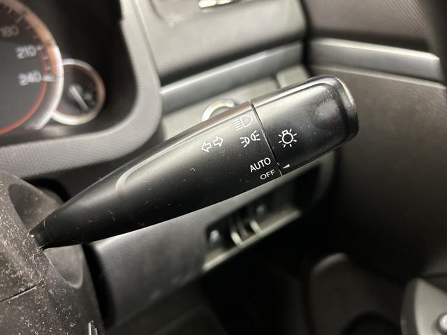 �����X��������q�l�������S�������B���Ђł̍���ɉ����A��O�ҋ@�ւɈϑ����A�ԗ��̊Ӓ���s���Ă���܂��B