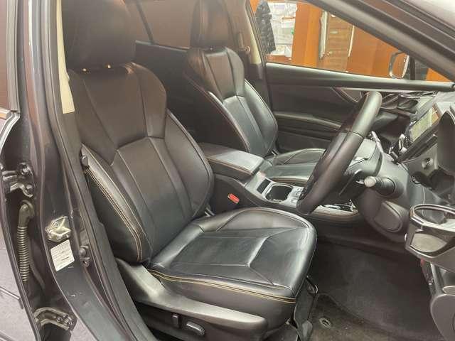 ���̒m�����������R�[�f�B�l�[�^�[���A���q�l�ɂ҂�����̂��Ԃ�����Ă������Ă��������܂��B���C�y�ɂ�������肭�������܂��B