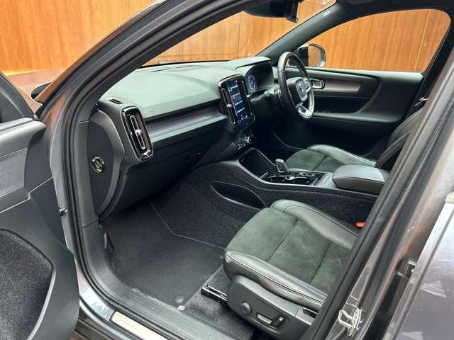 ＸＣ４０ Ｔ４　ＡＷＤ　Ｒデザイン　ＡＣＣ　半革シート　ナビ　ＴＶ　ＣａｒＰｌａｙ　３６０°カメラ　電動シート　シートヒーター　電動リアゲート　ＬＥＤライト　パークアシスト　衝突軽減Ｂ　ＢＳＭ　ＬＫＡ　ドラレコ　ＥＴＣ（37枚目）