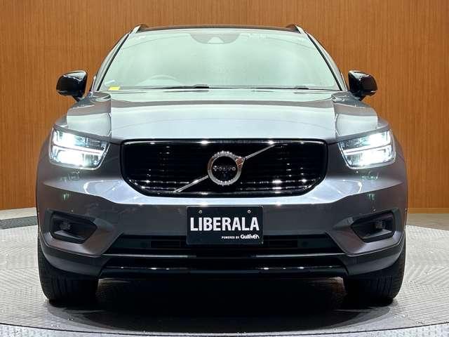 ＸＣ４０ Ｔ４　ＡＷＤ　Ｒデザイン　ＡＣＣ　半革シート　ナビ　ＴＶ　ＣａｒＰｌａｙ　３６０°カメラ　電動シート　シートヒーター　電動リアゲート　ＬＥＤライト　パークアシスト　衝突軽減Ｂ　ＢＳＭ　ＬＫＡ　ドラレコ　ＥＴＣ（50枚目）