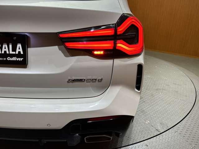 X3 xDrive 20d Mスポーツ パノラマSR 革シート ACC ナビ TV 360° CarPlay Bluetooth接続 前後シートヒーター 電動リアゲート LEDヘッドライト オートハイビーム ワンオーナー アンビエントライト(66枚目)