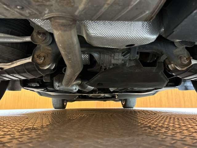 �a�l�v�A�����Z�f�X�A�A�E�f�B�Ƃ������h�C�c�̃v���~�A���u�����h���͂��߂Ƃ����A�e��A���ԃu�����h�𓯎��ɔ�r���邱�Ƃ��ł��܂��B