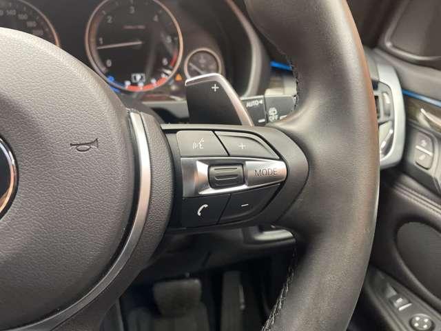 �}�b�g�u���b�N�Ƀz���C�g�̂k�h�a�d�q�`�k�`�̃��S�̌����ƊŔ��ڈ�ł��B