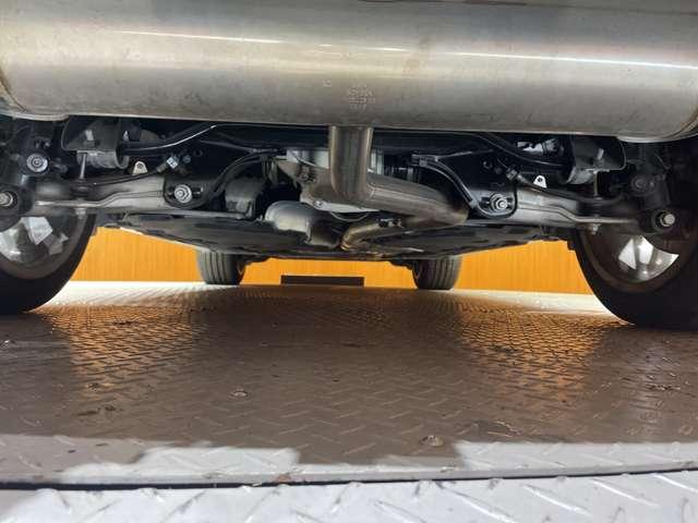 �a�l�v�A�����Z�f�X�A�A�E�f�B�Ƃ������h�C�c�̃v���~�A���u�����h���͂��߂Ƃ����A�e��A���ԃu�����h�𓯎��ɔ�r���邱�Ƃ��ł��܂��B