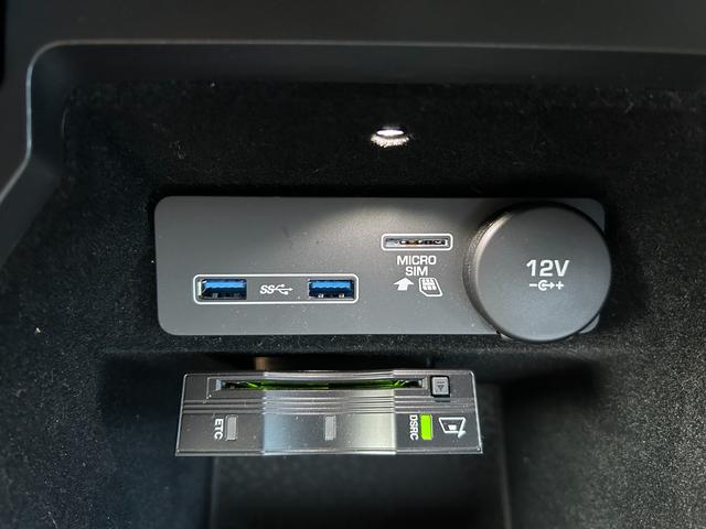 Ｅペイス ベースグレード　１８０ＰＳ　フルセグテレビ　Ｂｌｕｅｔｏｏｔｈ　ＣａｒＰｌａｙ　アダプティブクルーズコントロール　全方位カメラ　純正フロアマット　純正１７インチアルミホイール　純正ナヒ゛　ＬＥＤライト　ＡＢＳ（44枚目）