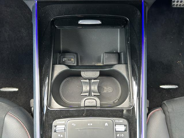 GLB GLB200d 4マチック AMGライン 純正メモリーナビ 全方位カメラ ETC ブラインドスポットモニター LEDライト ハーフレザーシート DNシートヒーター 前後ドライブレコーダー アダプティブクルーズコントロール(32枚目)