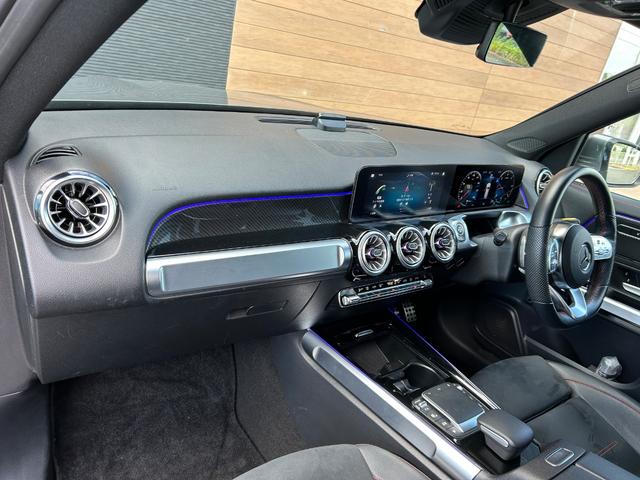 GLB GLB200d 4マチック AMGライン 純正メモリーナビ 全方位カメラ ETC ブラインドスポットモニター LEDライト ハーフレザーシート DNシートヒーター 前後ドライブレコーダー アダプティブクルーズコントロール(41枚目)