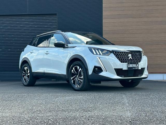 ２００８ ＧＴライン　ブラインドスポットモニター　アダプティブクルーズコントロール　純正ディスプレイオーディオ　ブラックハーフレザーシート　ＤＮ席シートヒーター　ＬＥＤライト　パノラミックサンルーフ（8枚目）