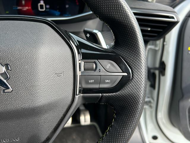 ２００８ ＧＴライン　ブラインドスポットモニター　アダプティブクルーズコントロール　純正ディスプレイオーディオ　ブラックハーフレザーシート　ＤＮ席シートヒーター　ＬＥＤライト　パノラミックサンルーフ（19枚目）