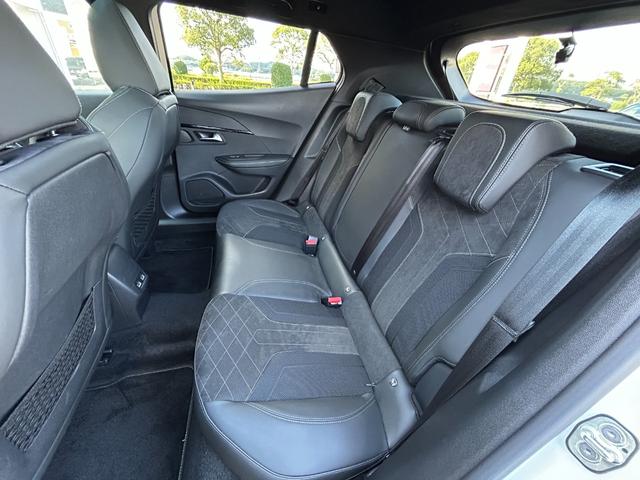 ２００８ ＧＴライン　ブラインドスポットモニター　アダプティブクルーズコントロール　純正ディスプレイオーディオ　ブラックハーフレザーシート　ＤＮ席シートヒーター　ＬＥＤライト　パノラミックサンルーフ（41枚目）